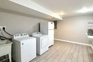 43416 Sperrin Ct, Ashburn, VA 20147 - Photo 10