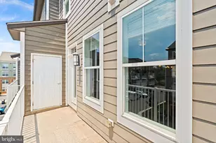 45137 Kincora Dr, Sterling, VA 20166 - Photo 38