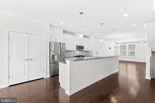 45137 Kincora Dr, Sterling, VA 20166 - Photo 14