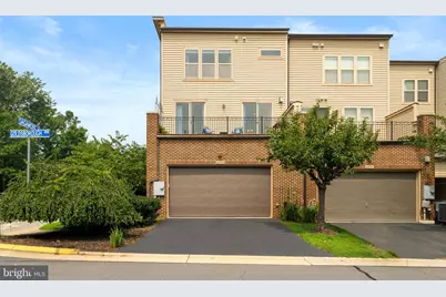 22792 Sagamore Square, Brambleton, VA 20148 - Photo 4