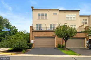 22792 Sagamore Square, Brambleton, VA 20148 - Photo 4
