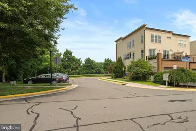 22792 Sagamore Square, Brambleton, VA 20148 - Photo 36