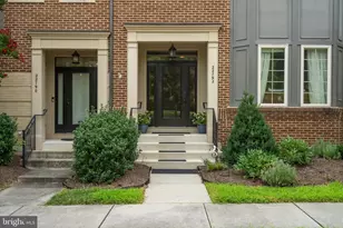 22792 Sagamore Square, Brambleton, VA 20148 - Photo 2