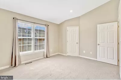 25368 Shipley Terrace, Chantilly, VA 20152 - Photo 16