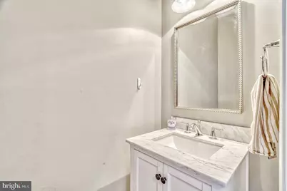 25368 Shipley Terrace, Chantilly, VA 20152 - Photo 14