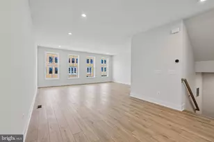 42198 Shining Star Sq, Ashburn, VA 20148 - Photo 16
