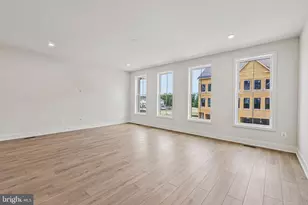 42198 Shining Star Sq, Ashburn, VA 20148 - Photo 18