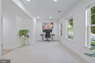 21002 Courtland Village Dr, Leesburg, VA 20175 - Photo 6