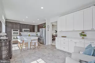 21002 Courtland Village Dr, Leesburg, VA 20175 - Photo 14