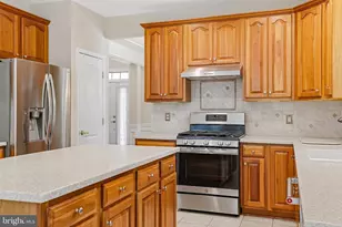 21565 Center Point Cir, Ashburn, VA 20147 - Photo 20