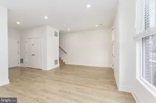 42086 Picasso Sq, Brambleton, VA 20148 - Photo 10