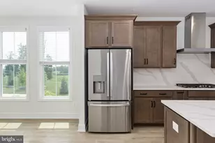 42086 Picasso Sq, Brambleton, VA 20148 - Photo 6