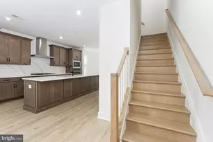 42086 Picasso Sq, Brambleton, VA 20148 - Photo 22