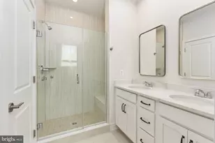 42086 Picasso Sq, Brambleton, VA 20148 - Photo 28