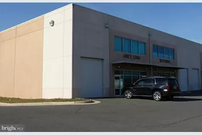 45910 Transamerica Plaza #106, Sterling, VA 20166 - Photo 4