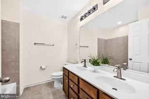 24821 Mason Dale Terrace, Chantilly, VA 20152 - Photo 32