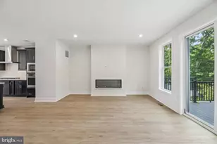 42223 Picasso Sq, Ashburn, VA 20148 - Photo 18