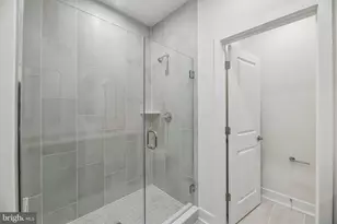 42223 Picasso Sq, Ashburn, VA 20148 - Photo 40