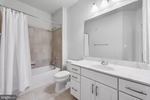 23290 Milltown Knoll Square, Ashburn, VA 20148 - Photo 18