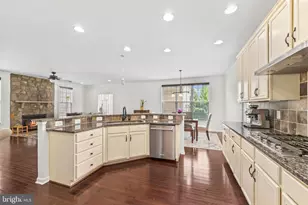 43245 Barnstead Dr, Ashburn, VA 20148 - Photo 22