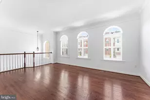 25263 Beach Pl, Chantilly, VA 20152 - Photo 6