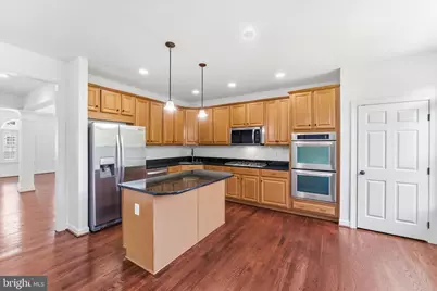 25263 Beach Place, Chantilly, VA 20152 - Photo 10