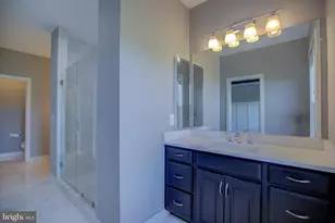 23098 Sullivans Cove Sq, Brambleton, VA 20148 - Photo 38