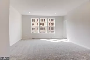 43798 Middleway Ter, Ashburn, VA 20147 - Photo 22