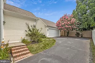 10 Memorial Dr NW, Leesburg, VA 20176 - Photo 42