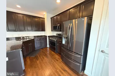 175 Great Laurel Square SE, Leesburg, VA 20175 - Photo 10
