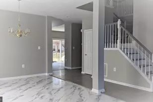 411 Hanrahan Ct SE, Leesburg, VA 20175 - Photo 6