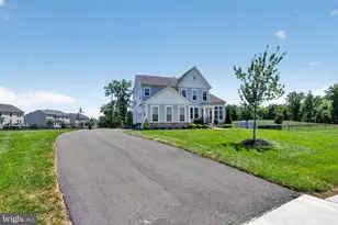 24696 Crested Butte Ct, Aldie, VA 20105 - Photo 10