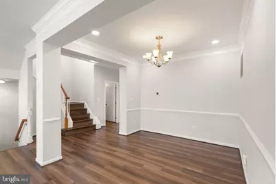 25488 Crossfield Drive, Chantilly, VA 20152 - Photo 12