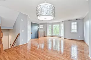 18541 Sierra Springs Square, Leesburg, VA 20176 - Photo 8