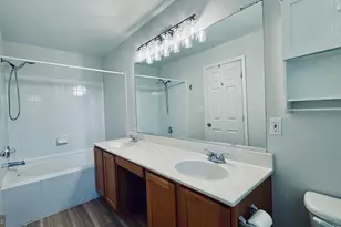 21779 Kings Crossing Terrace, Ashburn, VA 20147 - Photo 32