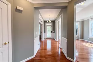 22827 Oakgrove Rd, Sterling, VA 20166 - Photo 4