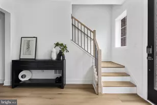 43446 Croson Ln, Ashburn, VA 20148 - Photo 4