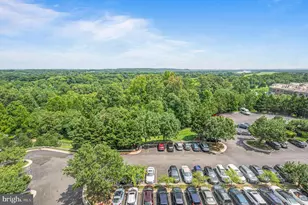 19355 Cypress Ridge Terrace, Leesburg, VA 20176 - Photo 18
