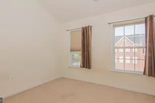 836 Revelstore Square NE, Leesburg, VA 20176 - Photo 12