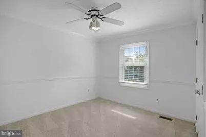 2002 Jonathan Drive, Sterling, VA 20164 - Photo 36