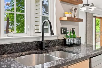 17224 Rosecliff Court, Round Hill, VA 20141 - Photo 10