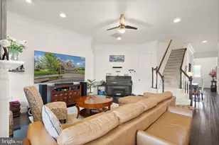 41699 Brookebourough Ct, Aldie, VA 20105 - Photo 24