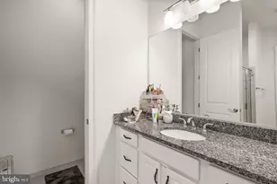 41699 Brookebourough Ct, Aldie, VA 20105 - Photo 32