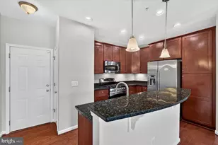 43845 Centergate Dr, Ashburn, VA 20148 - Photo 12