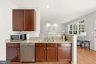 35555 Sarasota St, Round Hill, VA 20141 - Photo 16