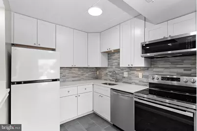 125 Clubhouse Drive SW #7, Leesburg, VA 20175 - Photo 18