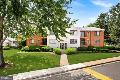 125 Clubhouse Drive SW #7, Leesburg, VA 20175 - Photo 2