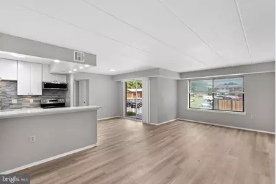 125 Clubhouse Drive SW #7, Leesburg, VA 20175 - Photo 6