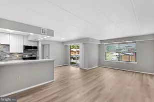 125 Clubhouse Dr SW, Leesburg, VA 20175 - Photo 6