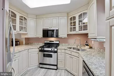 740 Hetzel Terrace SE, Leesburg, VA 20175 - Photo 8